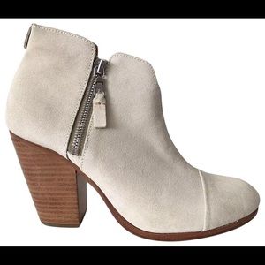 Rag & bone: White Suede Booties sz 8-- WORN ONCE